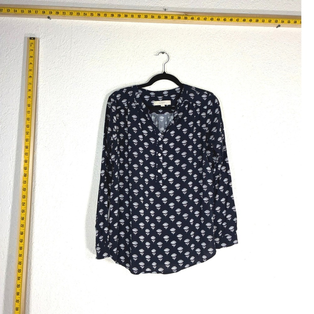 Ann Taylor Loft Navy Blue White‎ Floral Henley Blouse Long Sleeve Shirt Small